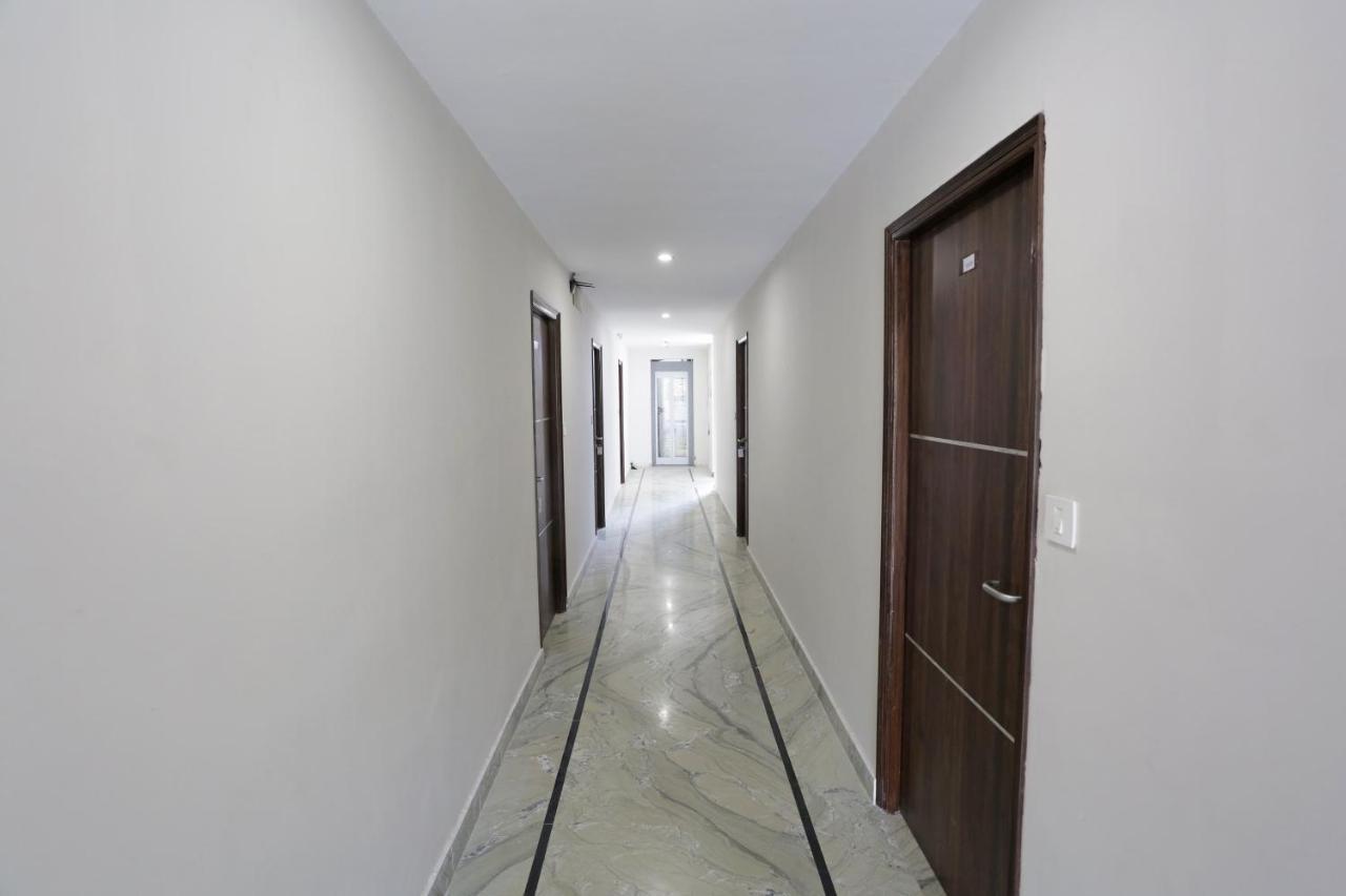 Capital O 37423 Golden Leaf Hotel Dehradun Luaran gambar